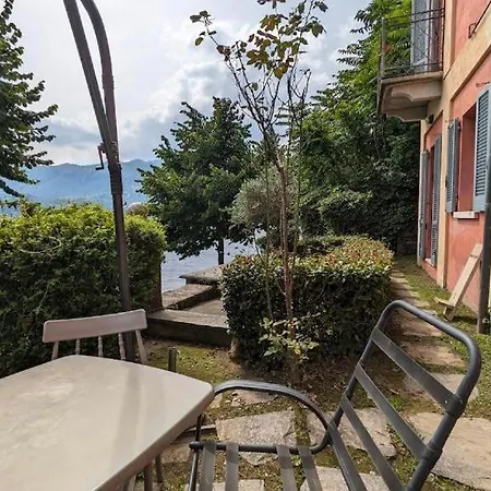 Island View * Orta San Giulio